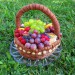dort košík s ovocem